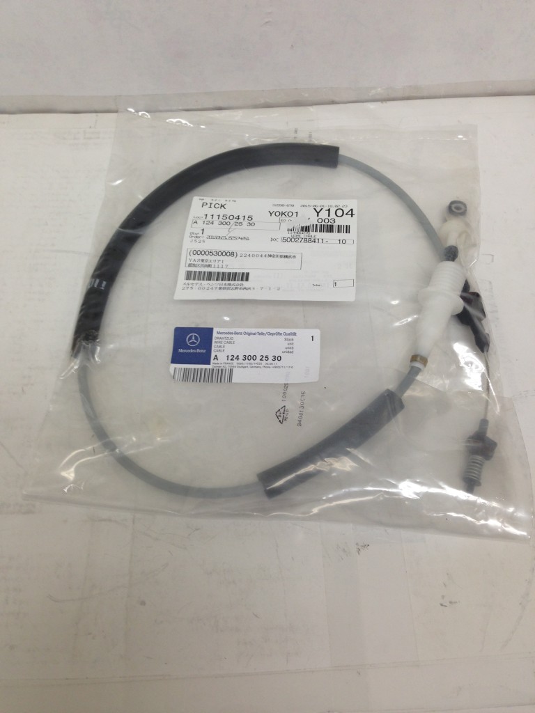 ベンツ Eクラス 300E W124 アクセルワイヤー 1243002530