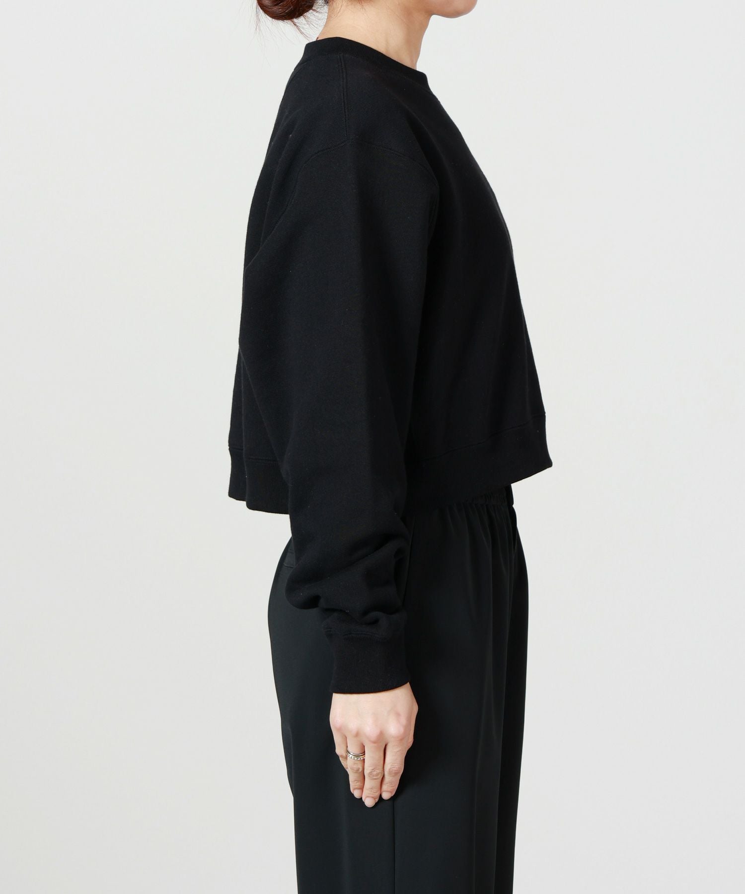 HYKE(ハイク)】 CROPPED SWEAT SHIRT｜PARIGOT ONLINE（パリゴオンライン）