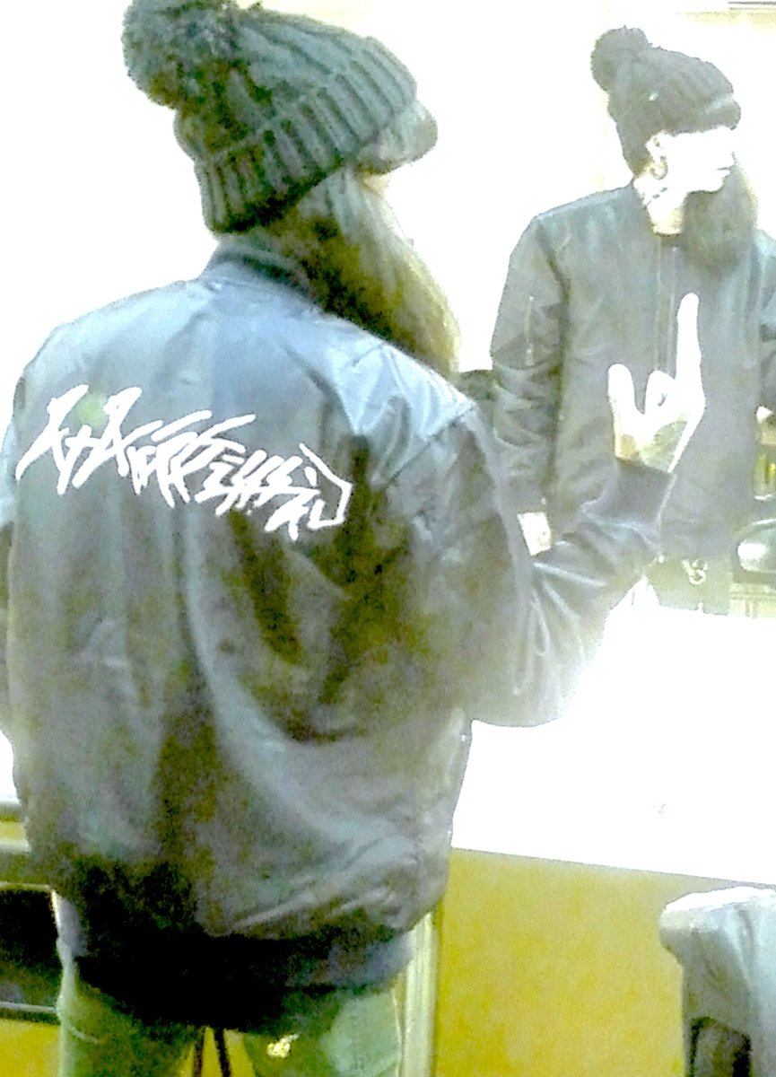 本日、クアトロ会場にて限定20着スタッフMA-1ジャケット販売!!!!! M