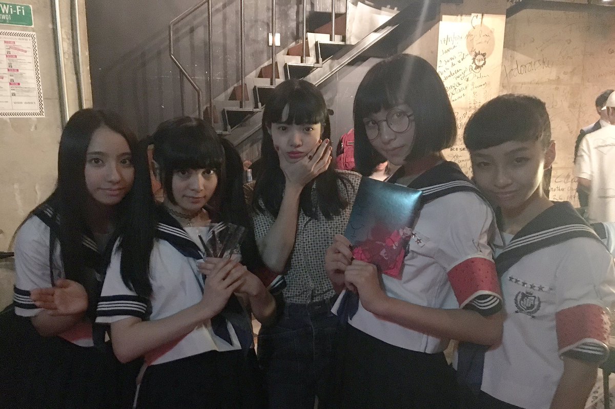 新しい学校のリーダーズちゃん。楽曲提供のお話を頂いてから今日まで