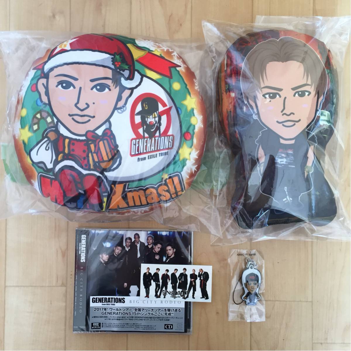 佐野玲於ツアーパンフレットクッション