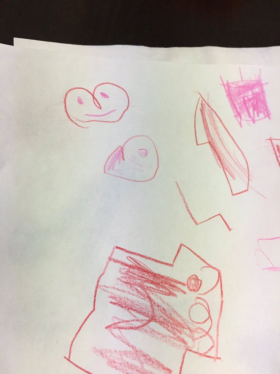 娘が保育園で書きました。岡村ちゃんのマークだよー！だそうです。イイ