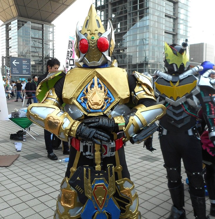 仮面ライダーブレイドキング フォーム！今年は最強フォーム のコスプレ