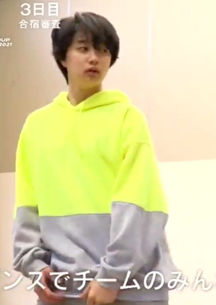 THE FIRSTのジュノンくんが着てるパーカーをget🌟 ブランドはthee