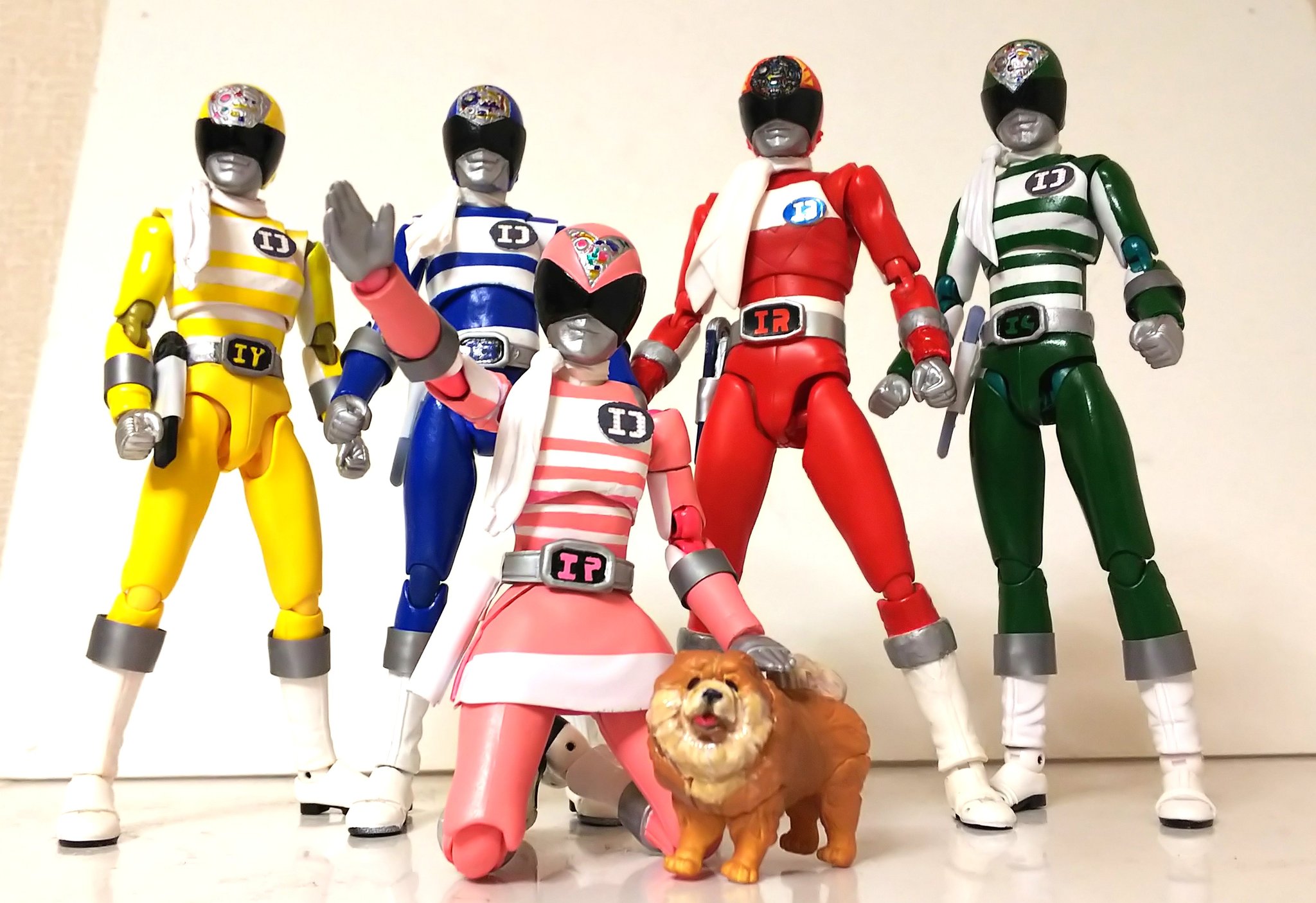 希少 電子戦隊デンジマン デンジ犬 アイシー フィギュア ソフビ人形