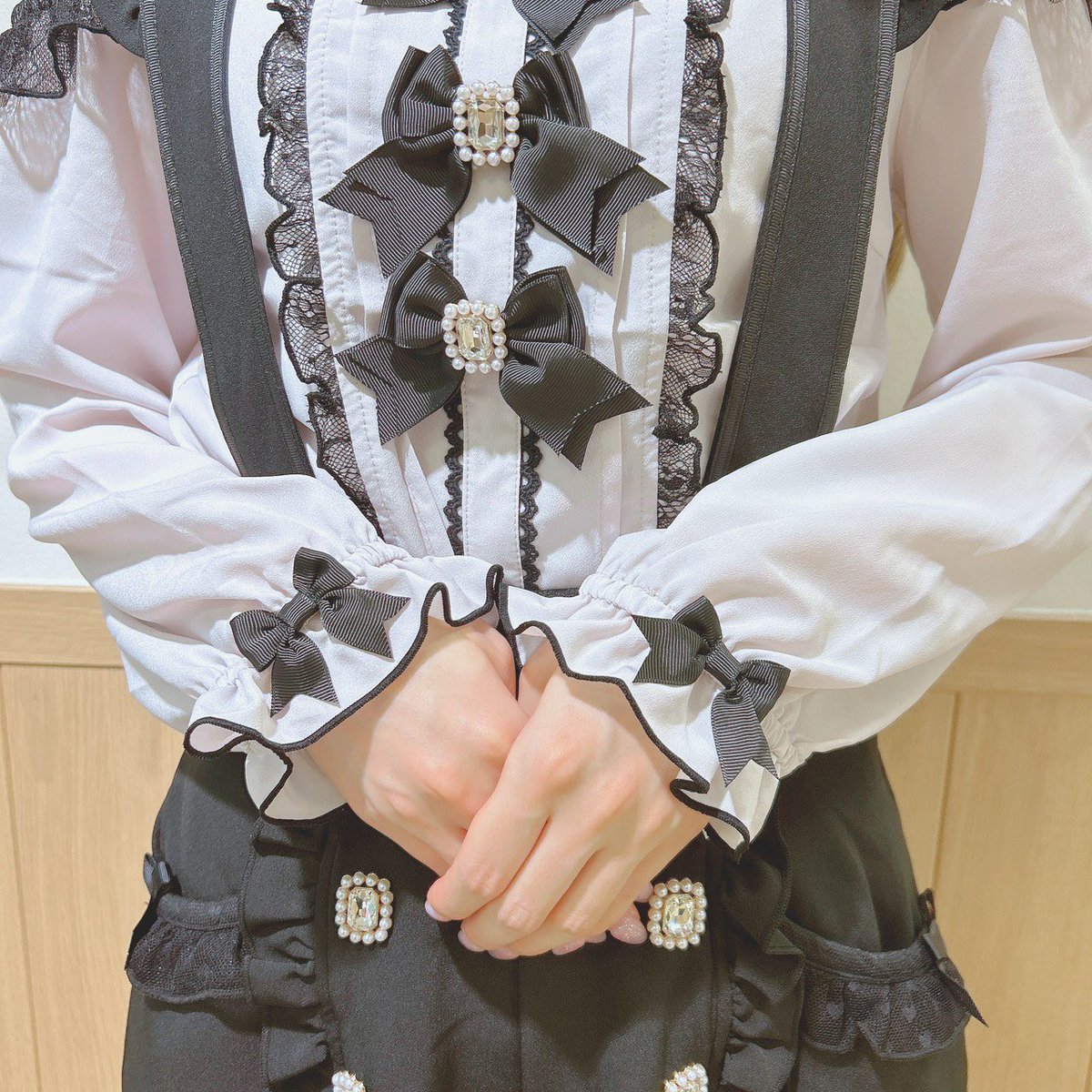 ❤︎ 𝐋𝐈𝐙 𝐋𝐈𝐒𝐀 近鉄Pass'e店 ❤︎ #3つリボンハートチョーカー