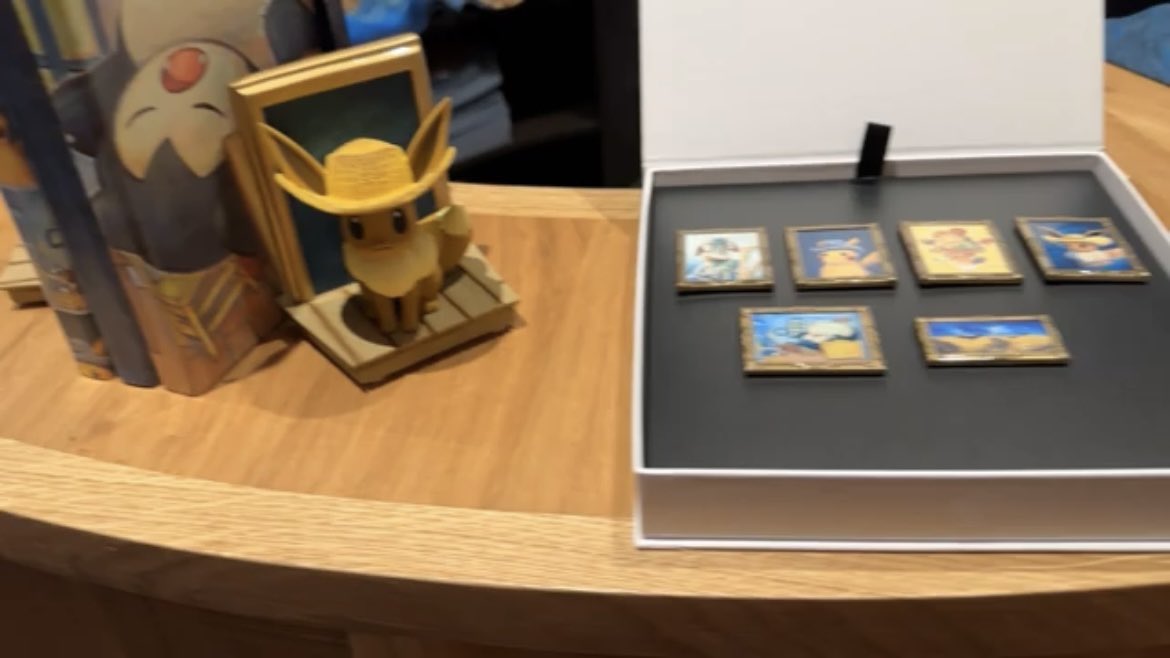 ポケモン×ゴッホ美術館 イーブイのフィギュアもあるようです Pokémon x