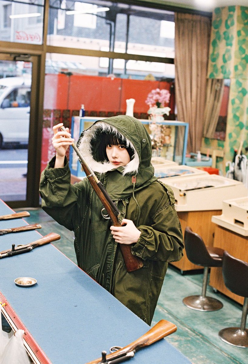 手縫いのモッズコート。M51とM65の二つのデザインを縫いつなぐ