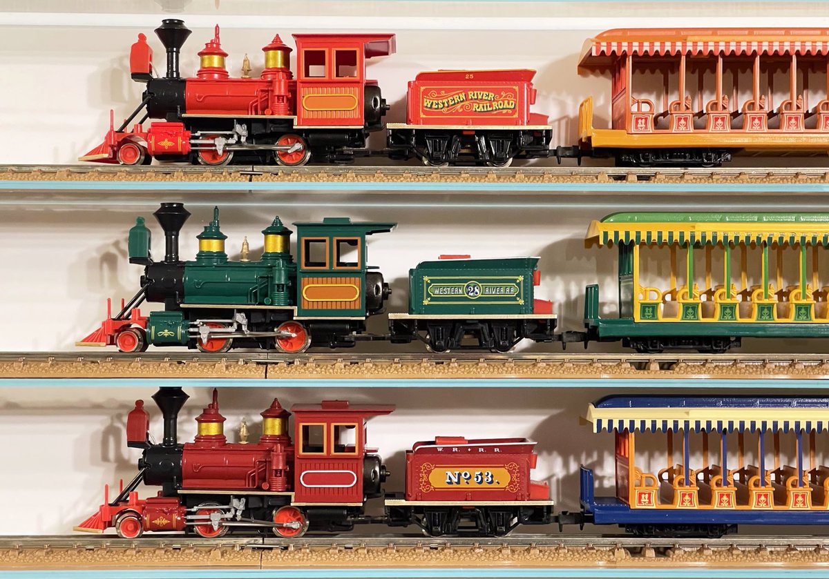 開演当時にトミーが発売していたウエスタンリバー鉄道の模型 Nゲージが