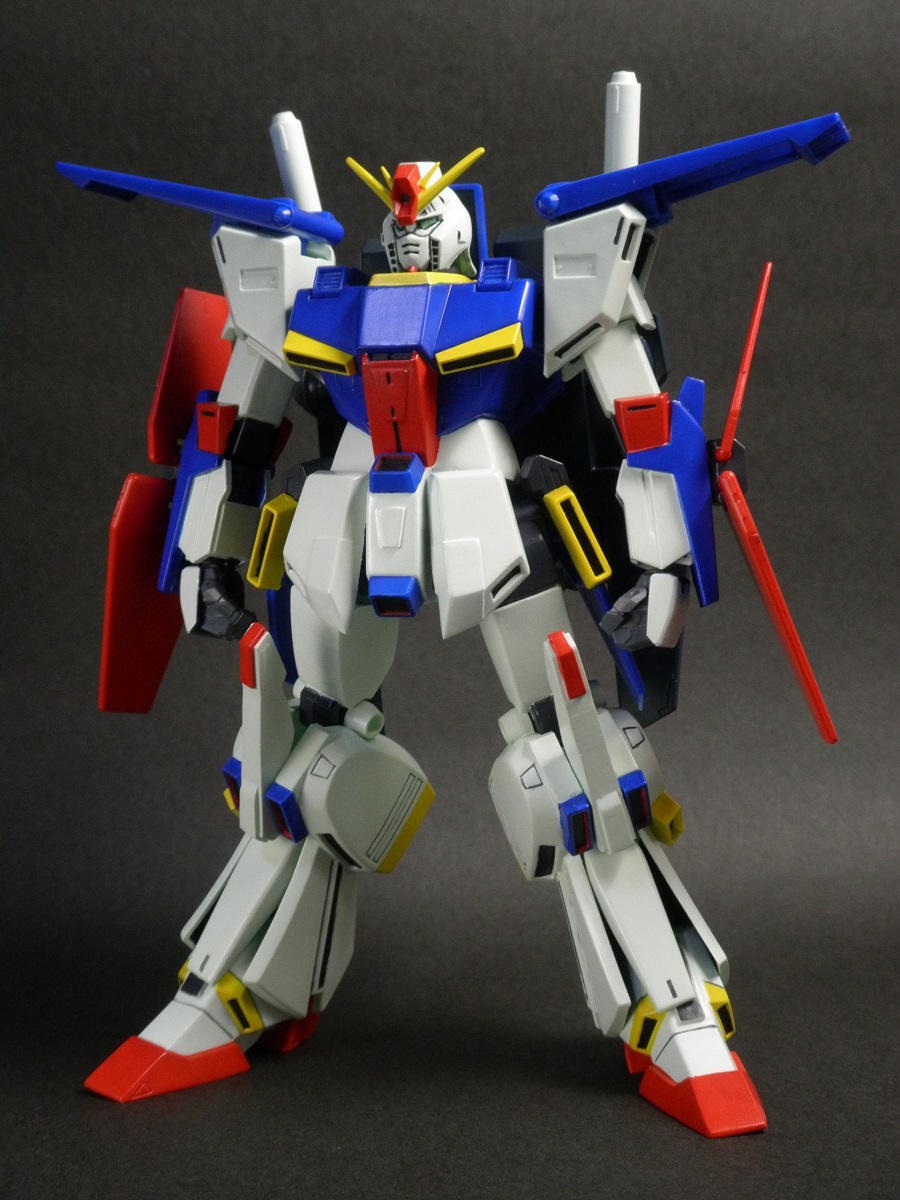 旧 1/144 ZZガンダム完成です🎉筆塗り塗装半光沢仕上げ。棒立ち解消の