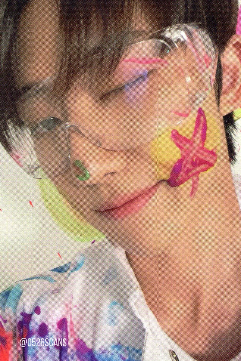 The8 Scan ] Album: Face The Sun Version: Carat Type: Korean Album