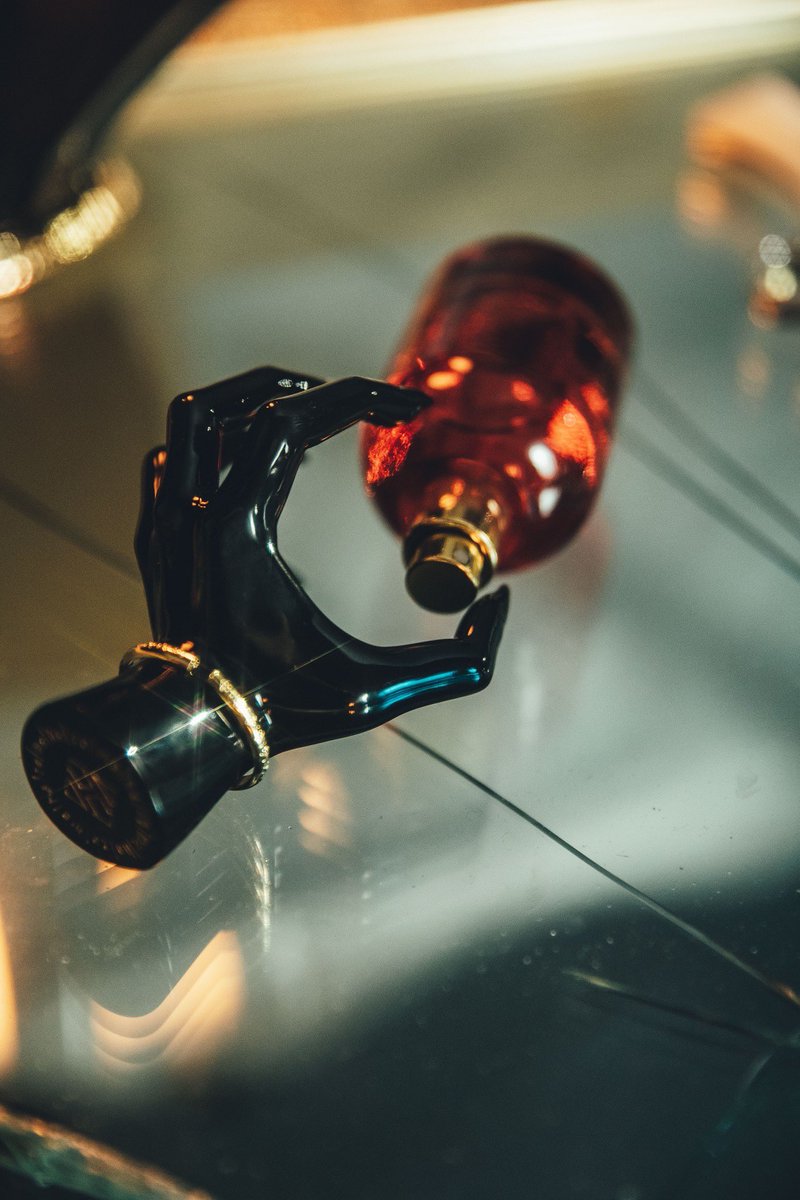 ha | za | ma 2022PC 惹きずり込まれる運命の香水 <リュビ/サフィール