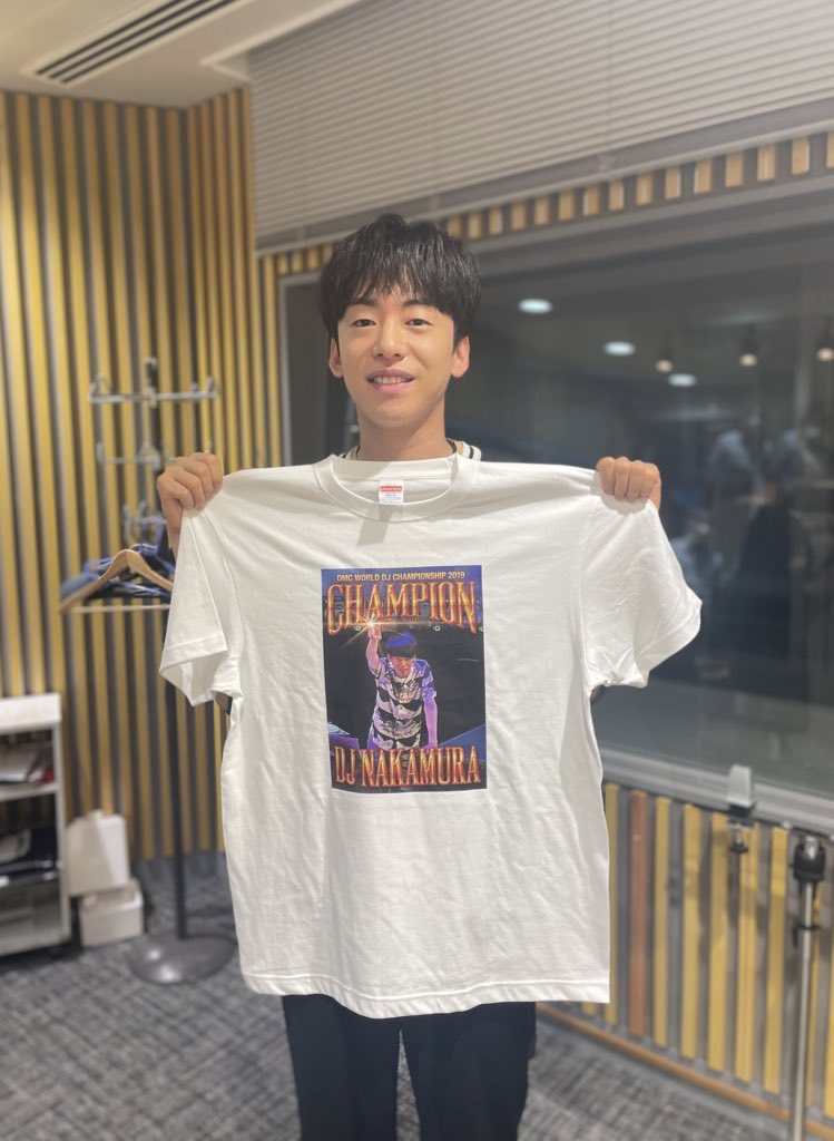 未使用未開封】R-指定 ブリンブリンTシャツ Lサイズ Creepy Nuts 即完