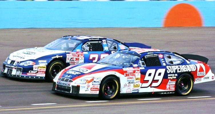 Jeff Burton won the 2000 Checker Auto Parts/Dura Lube 500K at