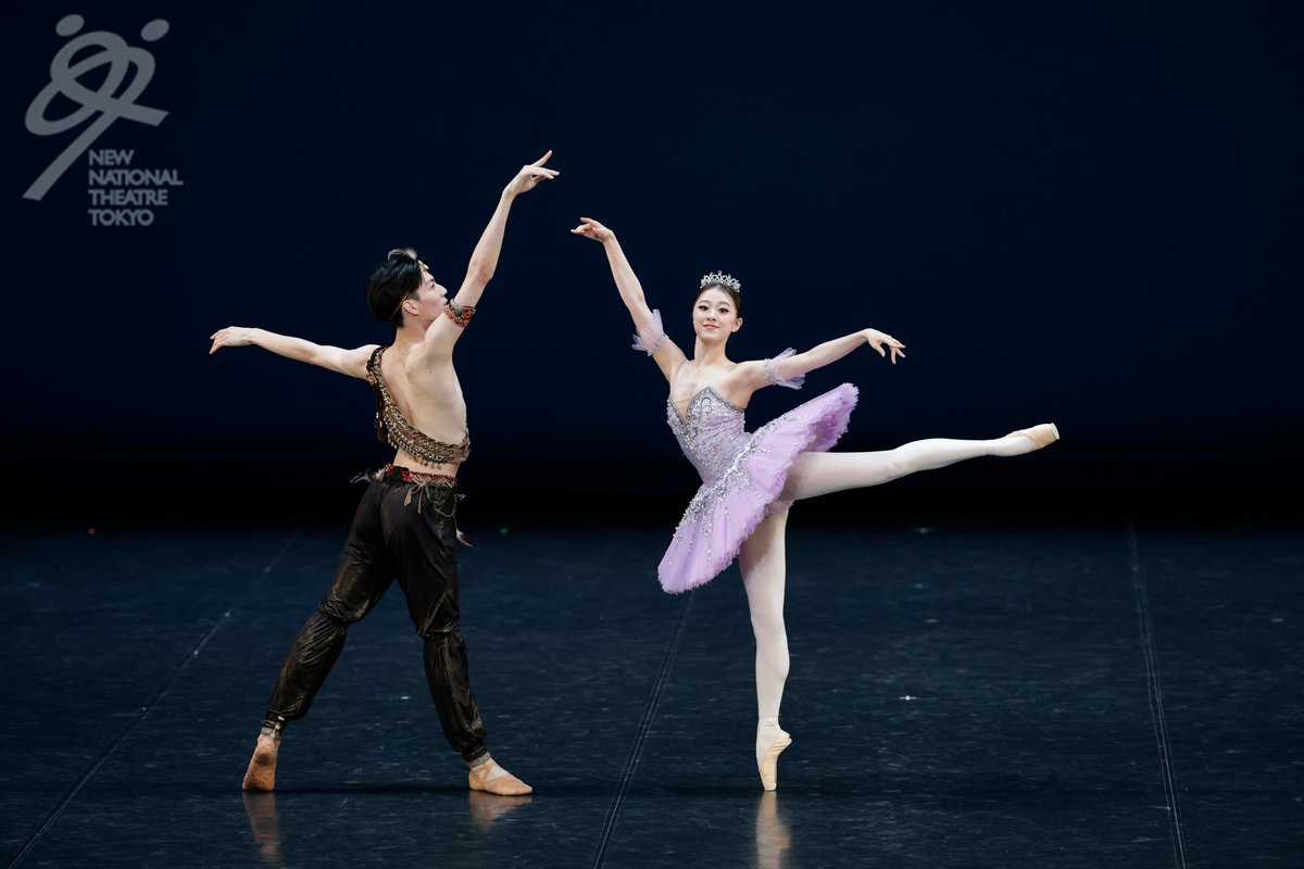 本日11/15（土）、#新国立劇場 中劇場にて #新国立劇場バレエ研修所