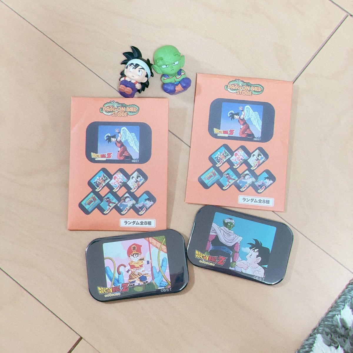 映画ドラゴンボールZ【神と神】冊子、シール、缶バッチ 映画