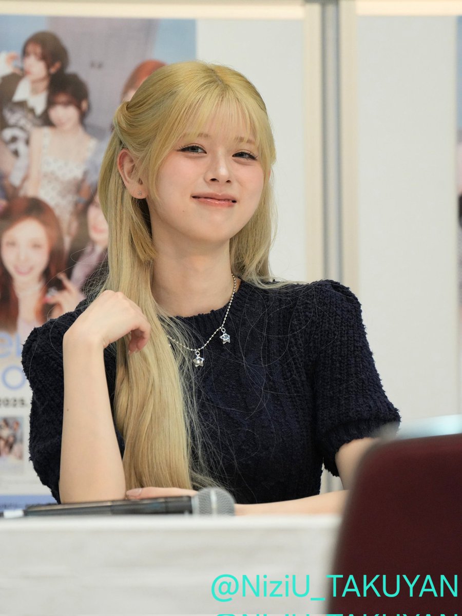 こりゃかわいい💛 #NiziU #NiziU_オフラインイベント #NiziU_全員