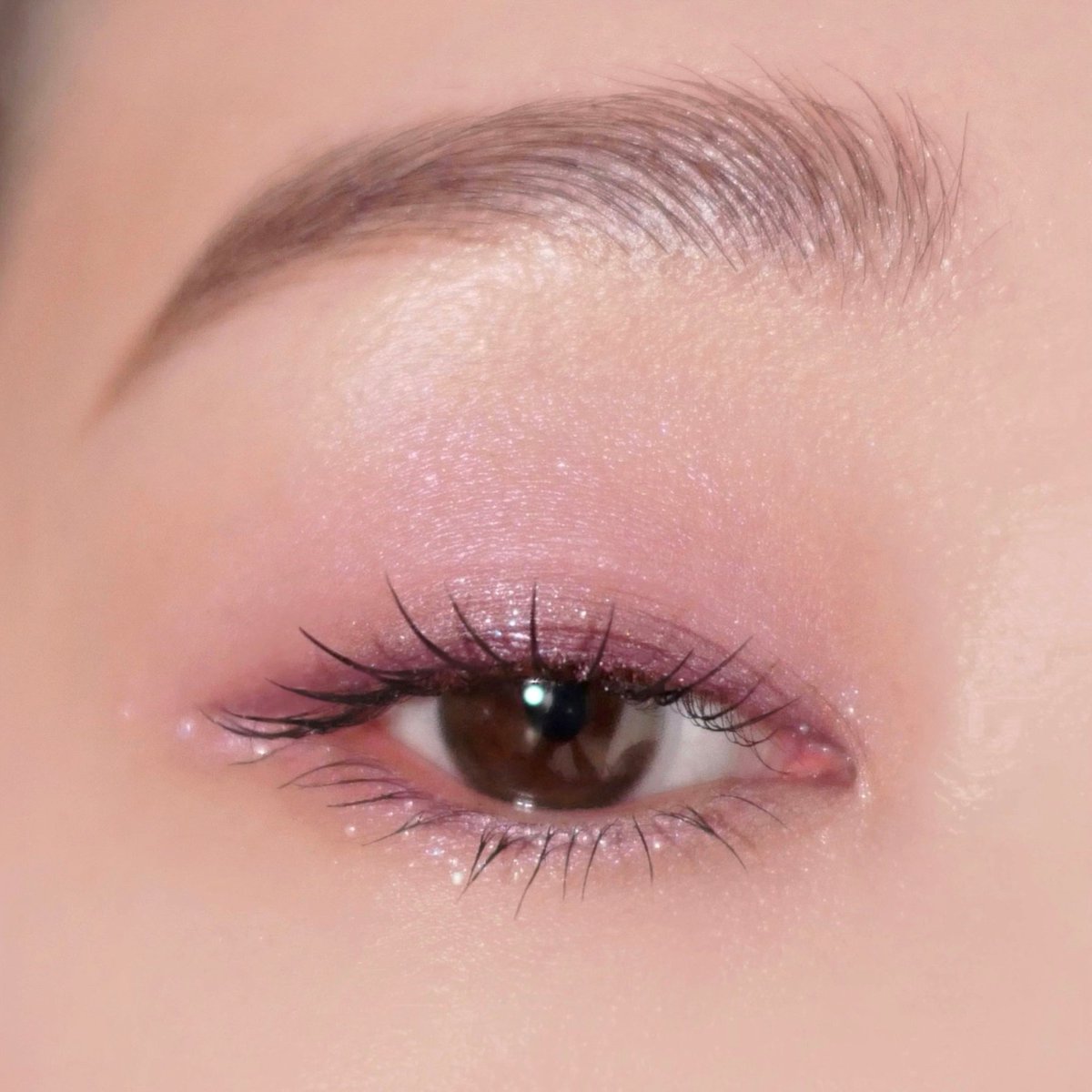 本日朝9:30より予約開始】 #SUQQU を象徴する人気のアイシャドウと