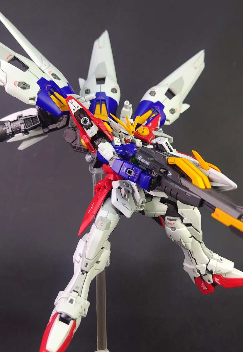 RG ウイングガンダムゼロ 完成しました！ 全塗装の艶消し仕上げです