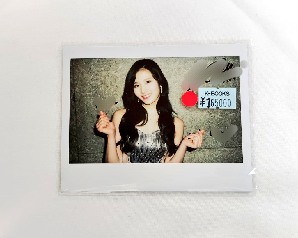 入荷情報】 #TWICE サナさんの直筆サイン入りチェキが入荷致しました
