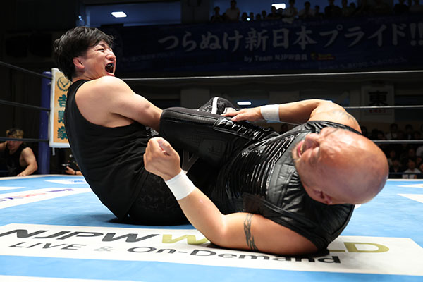 ☆第2試合 本隊vsH.O.Tの8人タッグマッチ 成田が邪道の膝裏を改良型