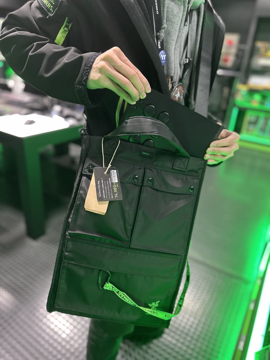 RAZER STORE】 RAZERアパレル🐍 『Xanthus Tote Bag』 税込14,980円