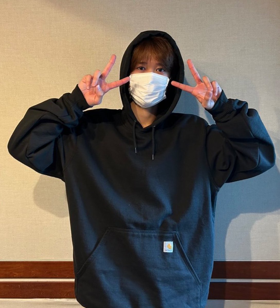 INI #藤牧京介 2024.04.27 From INI Carhartt ミッドウェイトプル