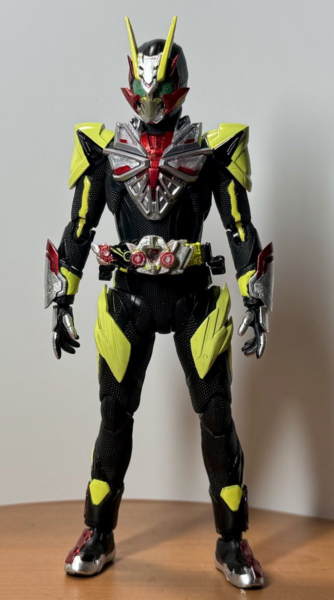 S.H.フィギュアーツ 仮面ライダーゼロスリー完成！！ ギリギリだけど