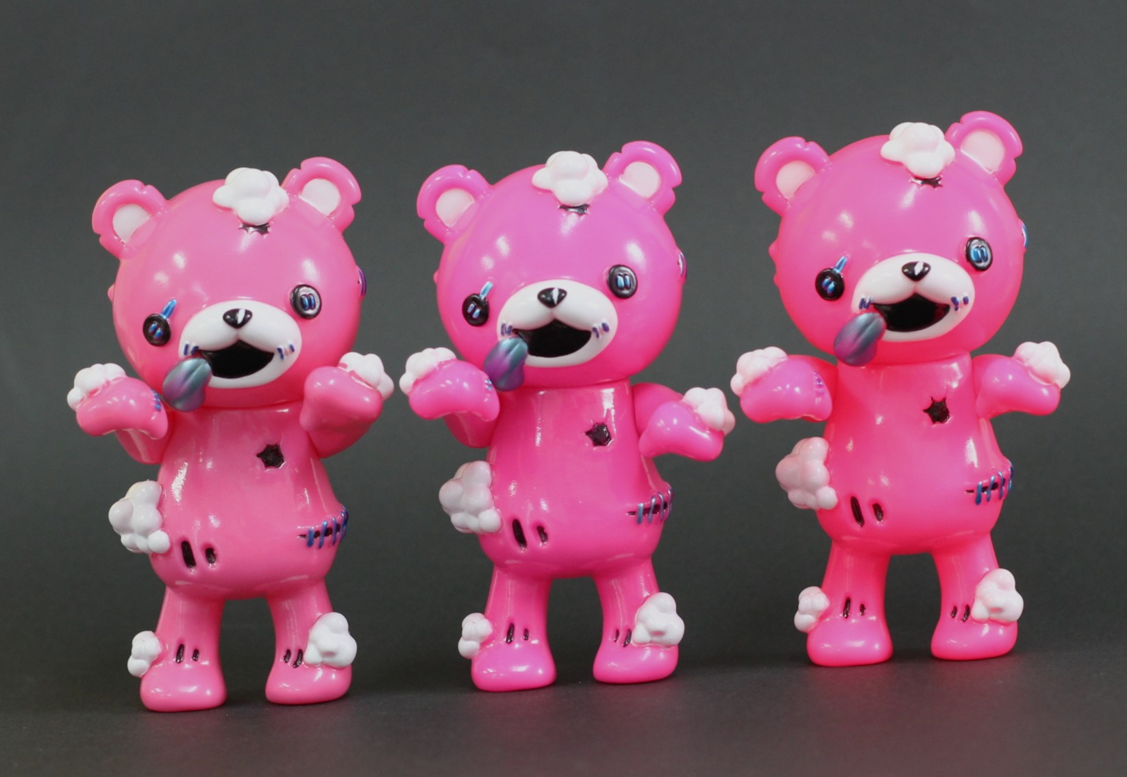 Art Studio 「SHOT!」ゾンベアー ソフビ デビルカラー ver Art Studio