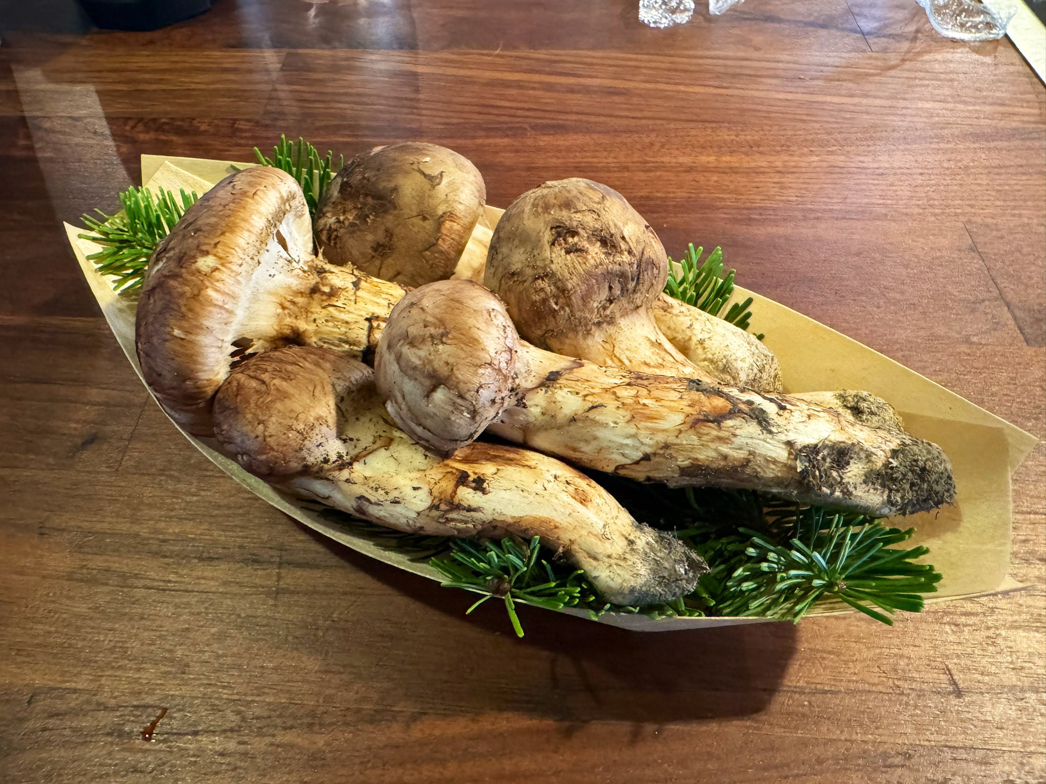 松茸 北海道 300g ⑤ 国産 国産まつたけ 300g | すべての商品 | ますちー