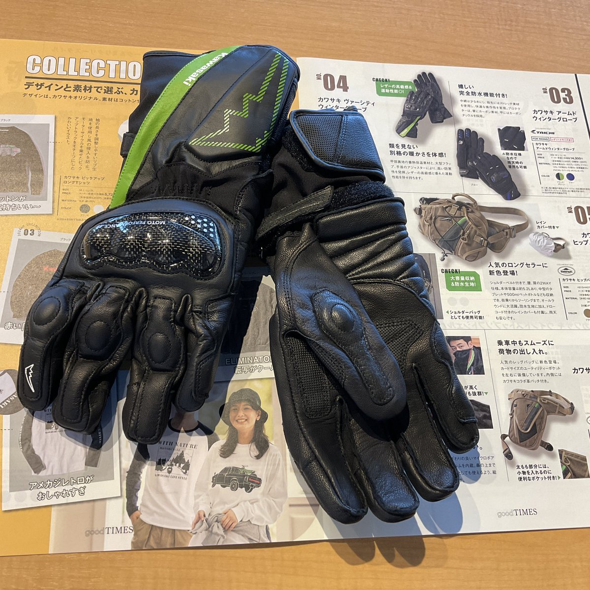 カワサキ×クシタニ ヴァーシティウィンターグローブ》 2024年新作