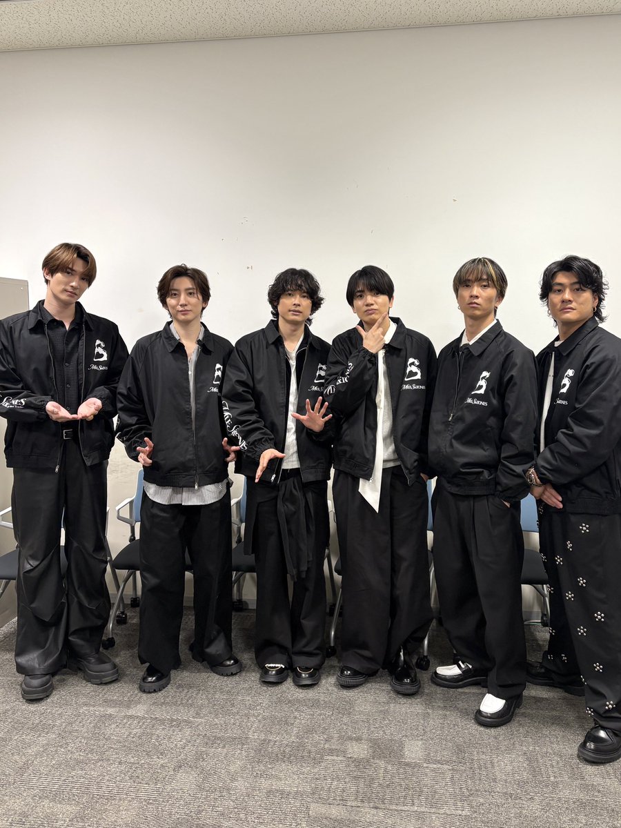 けさの #ZIP!は💭 ／ デビュー日以来6年ぶり！ #SixTONES が全員揃って