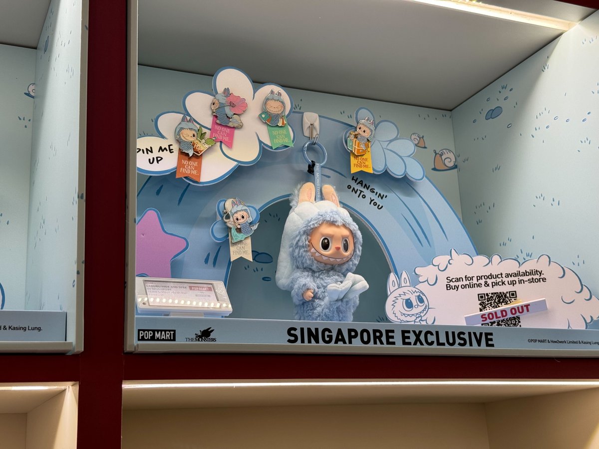 シンガポールのセントーサ島も春節ムード！？ 期間限定でPOP MART