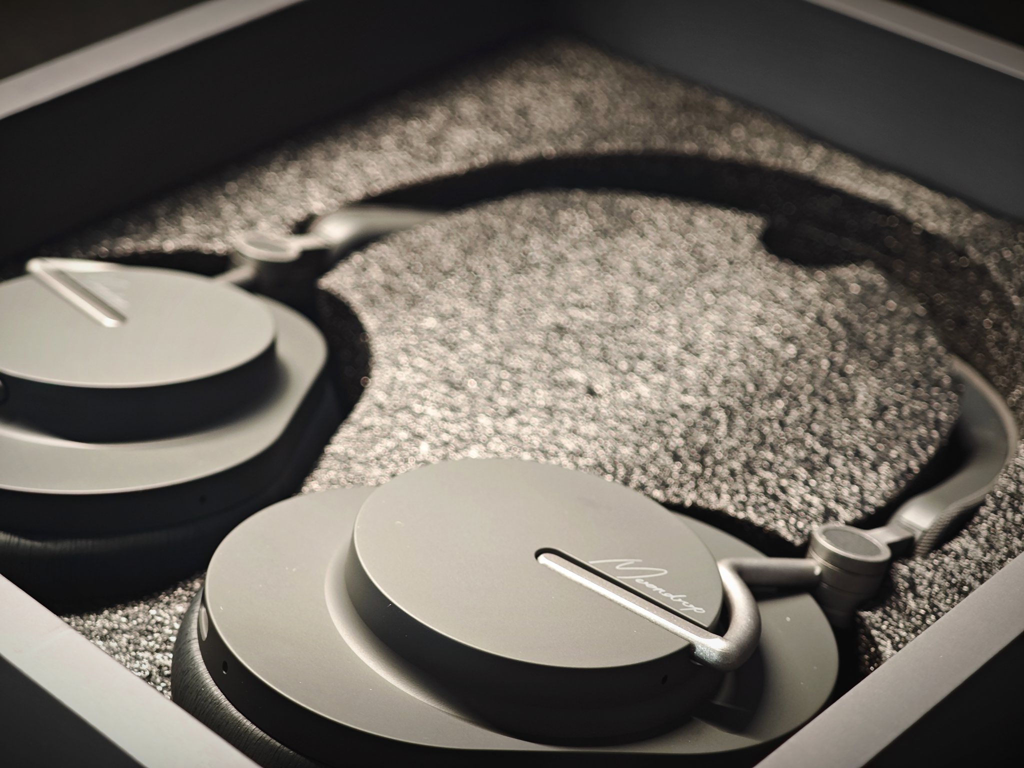 水月雨（MOONDROP）のワイヤレスヘッドホンは爪痕を残すか？ 羽翼