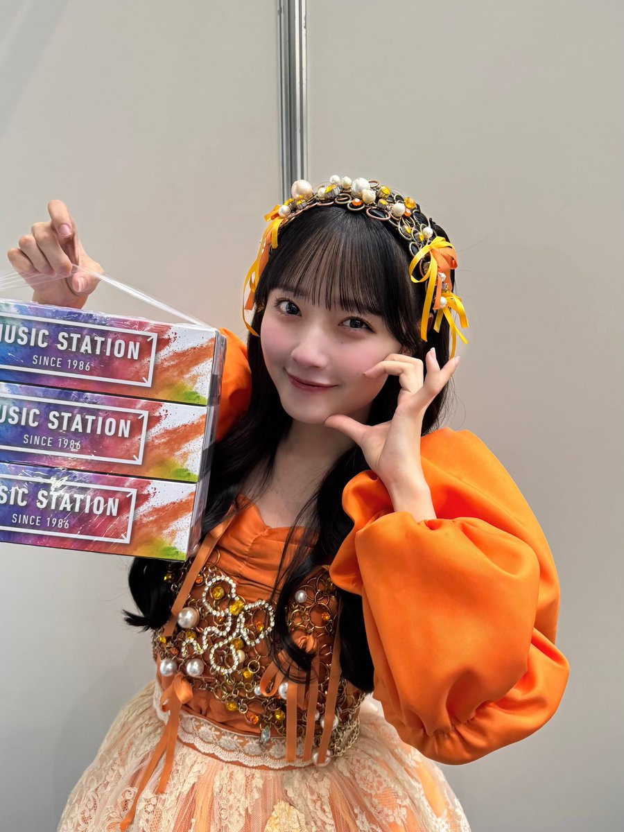 ミュージックステーション 『SUPER LIVE 2024』 CUTIE STREET オレンジ