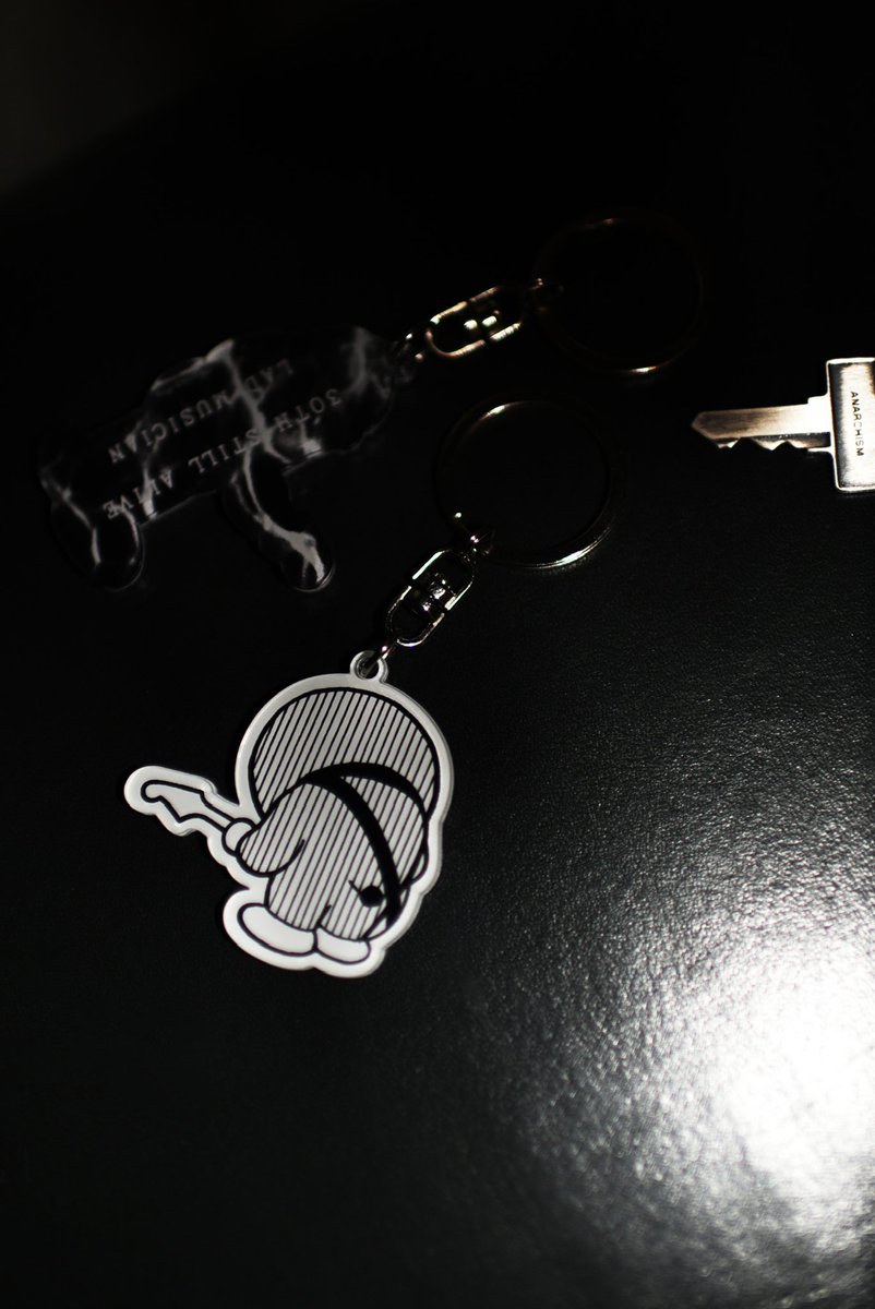 今週末に入荷予定のドラえもんとのび太くんのキーホルダーは全て予約で