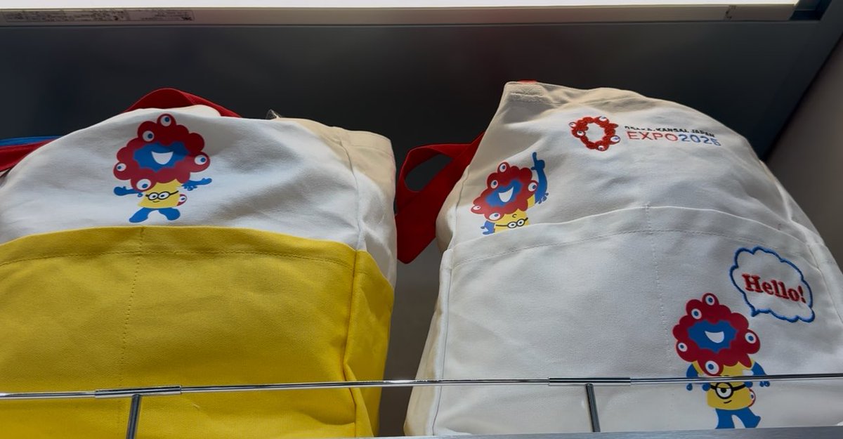 ✨ミニオンとミャクミャク✨ コラボあるの知らなくて、この白のTシャツ