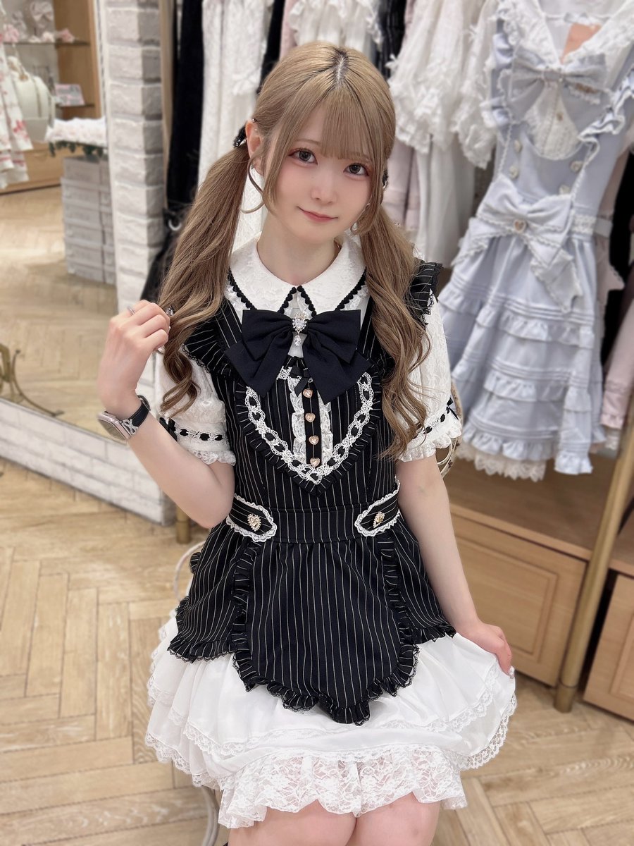 ❤︎ 𝐋𝐈𝐙 𝐋𝐈𝐒𝐀 近鉄Pass'e店 ❤︎ #ハートエプロンワンピース