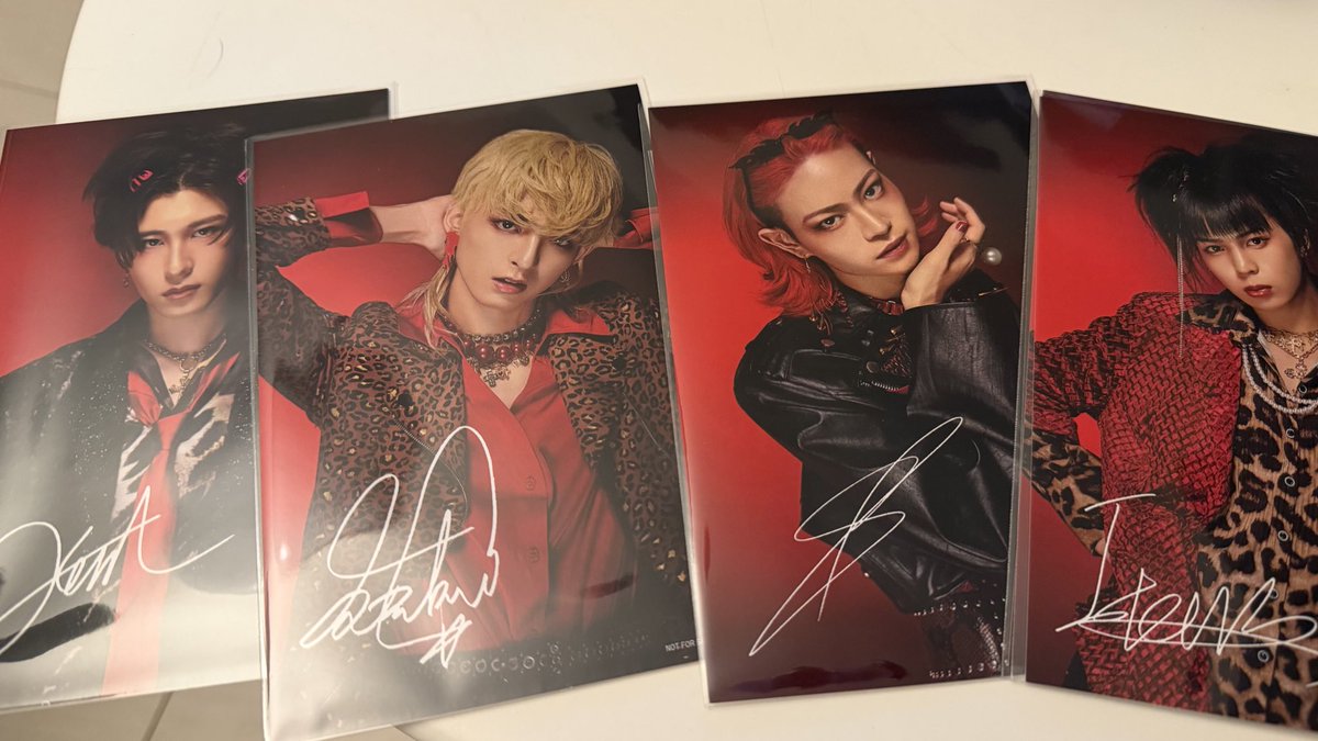 HMV特典（ポストカード）付きの通常盤（KENT、齋木春空、S、ITARU