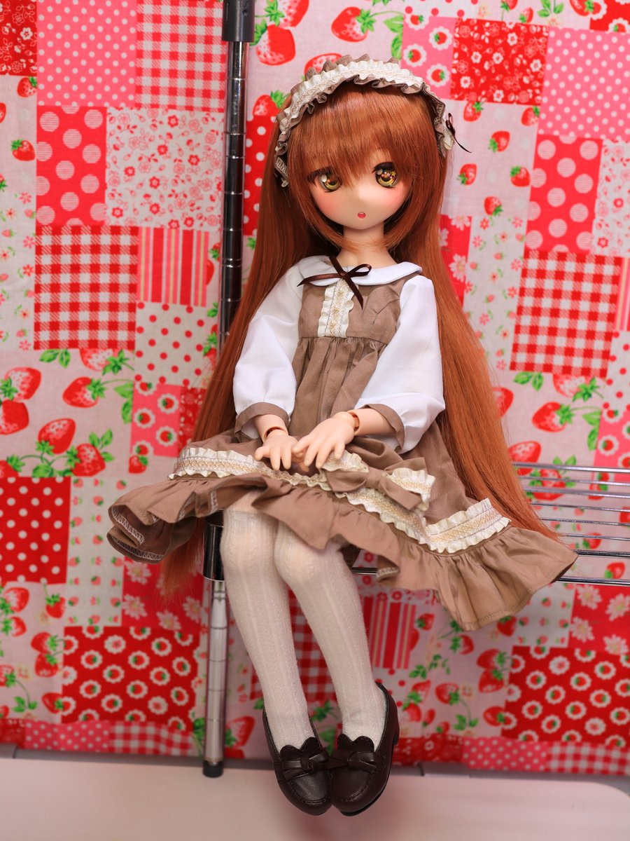 そしてドルミスお迎えした、こちらもななくいさんのカラフルメイド