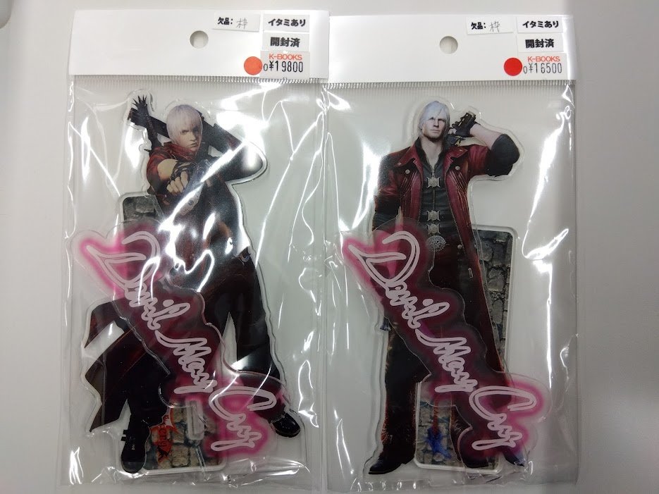 入荷情報】 Devil May Cry アクリルスタンド ダンテ ネロ 入荷しました