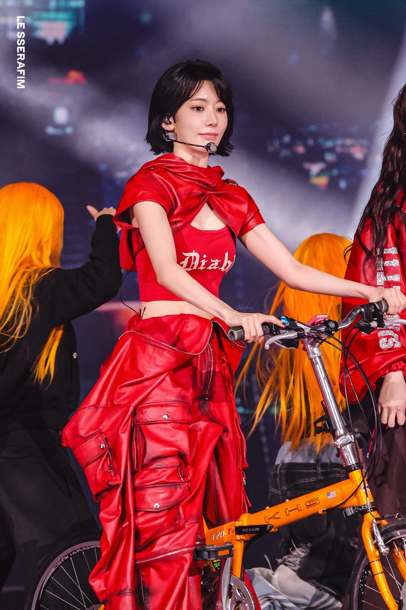 SAKURA - LE SSERAFIM 'The 40th Golden Disc Awards' Photo Sketch (2