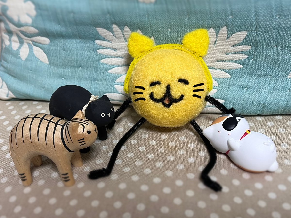 にゃんにゃんにゃん(=^x^=) #えもじの子 💛 #羊毛フェルト🐈‍⬛ #2月22