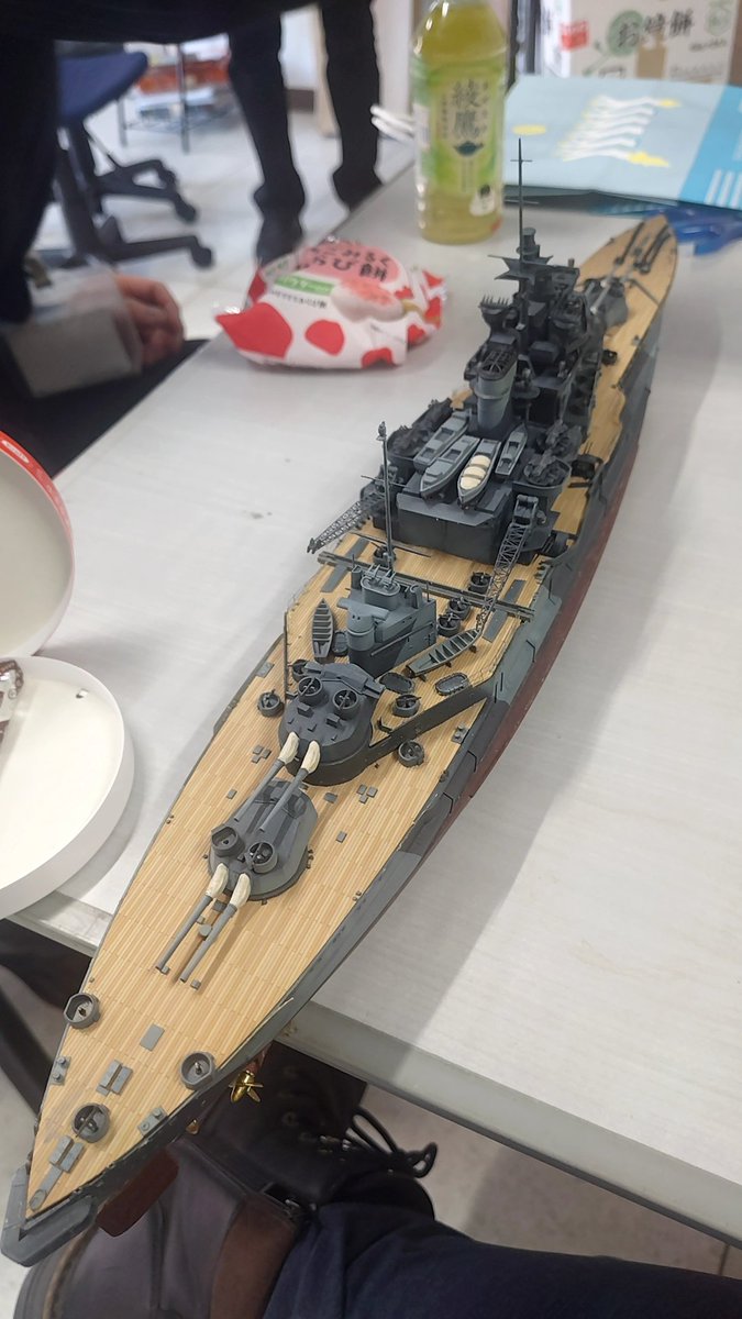 1/350 イギリス戦艦 「ウォースパイト」(ラジコン） 移籍(あげた