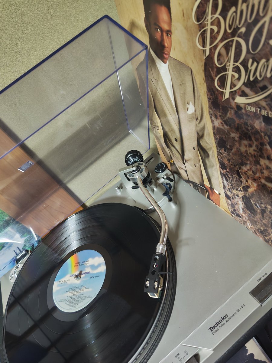 80年代後半の中古洋楽レコードはなかなか入手困難なものが多いけど