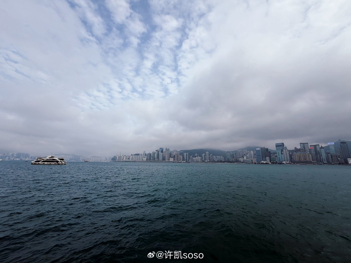 weibo更新 昨天拍的 #许凯 #XuKai #シュー・カイ #許凱 cr:许凯soso