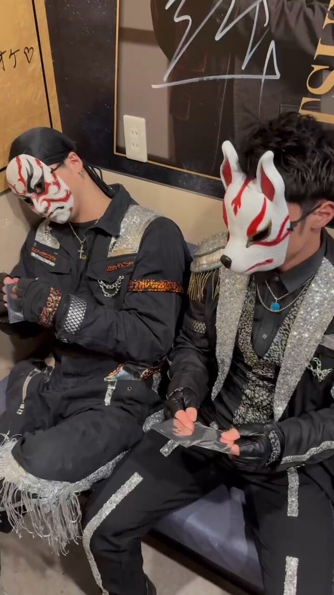 狐 【O-MENZ】 (@kitsune_omenz) / Posts / X