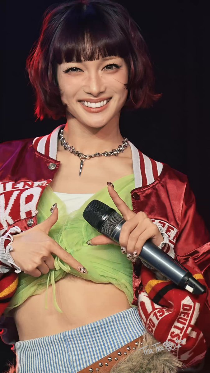 I watch this again and again it's just so attractive