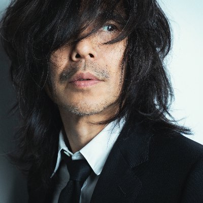 H.M.限定販売 宮本浩次写真集「僕の新しい旅」の販売受付を開始しま