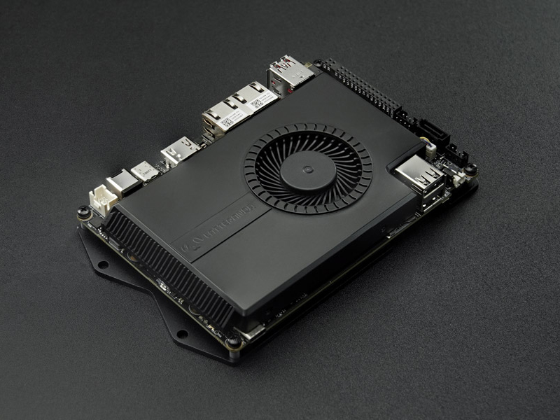 Core i5-1340P搭載の高性能ボードコンピュータ「LattePanda Sigma